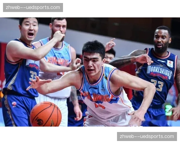 新疆防守端状态不佳 内线对抗处于劣势外线命中率极低