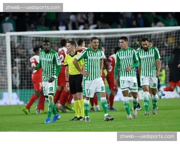 塞维利亚新帅首秀告捷,古德利头球制胜击退马竞 塞维利亚新帅首秀告捷,古德利头球制胜击退马竞